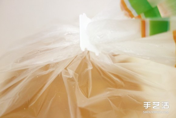 面包塑膠袋口夾廢物利用 DIY制作可愛貓咪 -  itrip.net.cn
