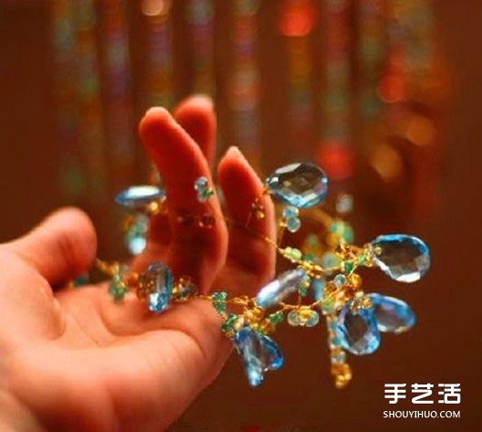 廢棄鑰匙DIY風(fēng)鈴的教程 鑰匙風(fēng)鈴串珠制作方法 -  itrip.net.cn