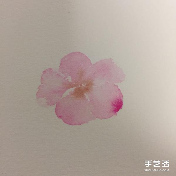 水彩畫(huà)畫(huà)花的步驟圖片 花朵水彩畫(huà)的技法教程 -  itrip.net.cn