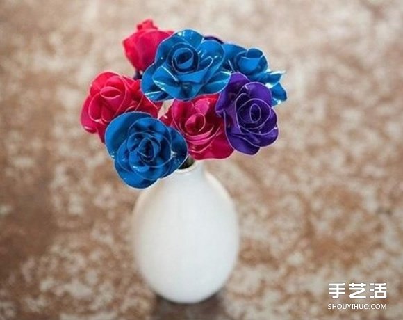如何制作膠帶玫瑰花 彩色膠帶玫瑰花的做法 -  itrip.net.cn