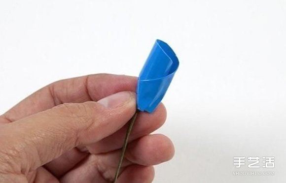 如何制作膠帶玫瑰花 彩色膠帶玫瑰花的做法 -  itrip.net.cn