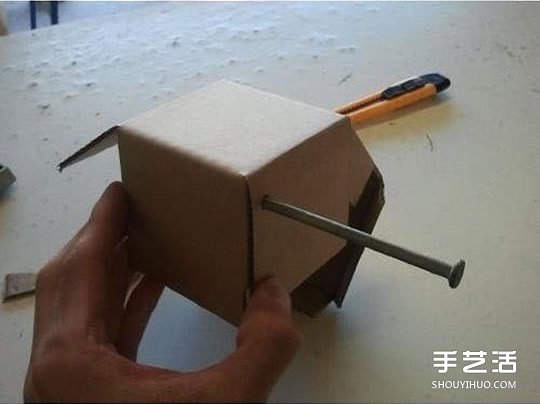 硬紙板手工制作兒童存錢罐的方法步驟圖解 -  itrip.net.cn