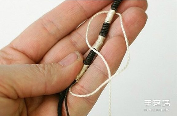 男士手鏈的編法圖解 黑白兩色簡約男生手鏈DIY -  itrip.net.cn