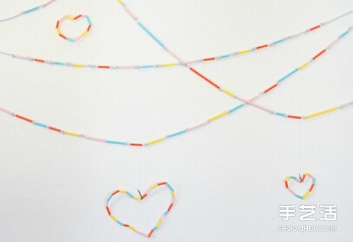 幼兒吸管手工制作 做出節(jié)日里漂亮的多彩裝飾 -  itrip.net.cn