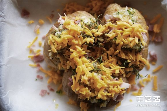 簡易派對(duì)料理菜譜 焗烤手風(fēng)琴馬鈴薯的做法 -  itrip.net.cn
