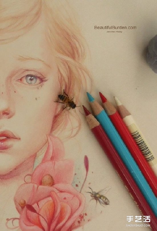 細膩逼真的女生人物肖像彩鉛畫作品圖片 -  itrip.net.cn