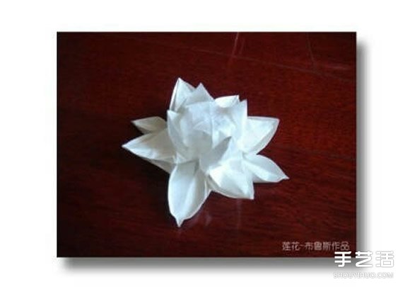 復(fù)雜蓮花的折紙方法圖解 睡蓮的折法步驟圖 -  itrip.net.cn
