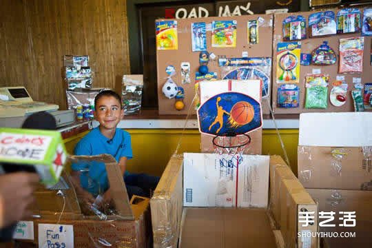 史上最強(qiáng)過家家 9歲男孩教你自己蓋游樂場 -  itrip.net.cn