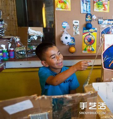 史上最強(qiáng)過家家 9歲男孩教你自己蓋游樂場 -  itrip.net.cn