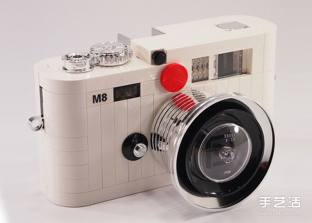 經典重現(xiàn)：樂高版白色 Leica M8 相機模型 -  itrip.net.cn