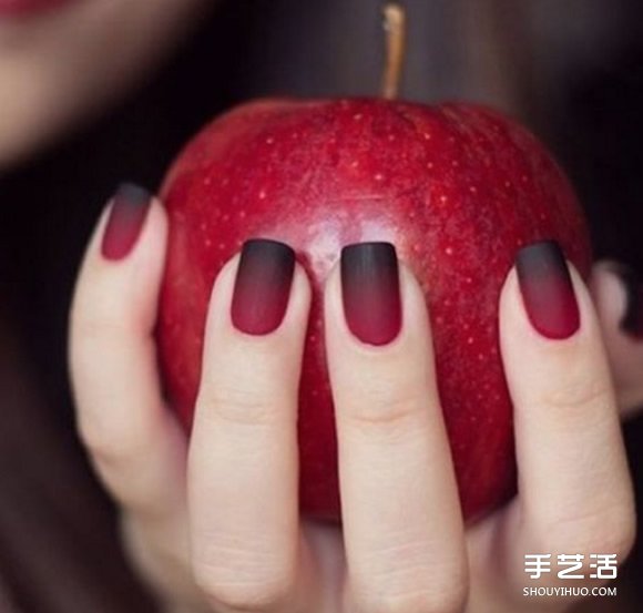 讓指甲也一起換秋裝 霧感指彩怎么擦都時(shí)髦 -  itrip.net.cn