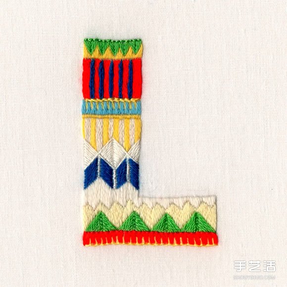 前衛(wèi)設(shè)計(jì)與傳統(tǒng)手工刺繡結(jié)合 感受全新的美好 -  itrip.net.cn
