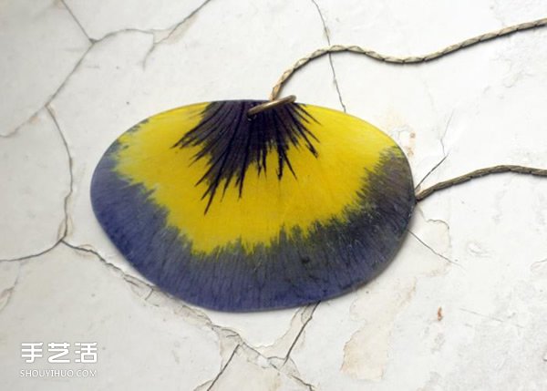 超美花瓣項(xiàng)鏈DIY圖片 手工制作花瓣項(xiàng)鏈作品 -  itrip.net.cn
