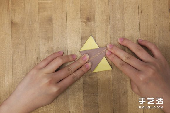 太陽(yáng)花花的折法圖解 手工折紙?zhí)?yáng)花的過(guò)程 -  itrip.net.cn