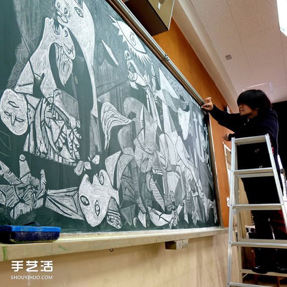 日本畫黑板報神人：老師~確定不考慮轉(zhuǎn)職嗎？ -  itrip.net.cn