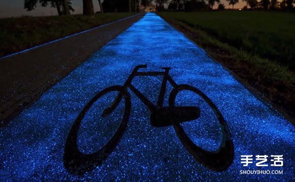 夜光自行車(chē)道點(diǎn)亮波蘭小鎮(zhèn) 不插電的發(fā)光馬路 -  itrip.net.cn