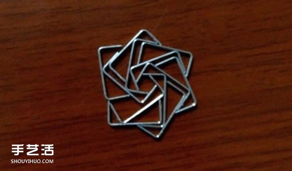 訂書釘玫瑰花制作圖解 用訂書釘做玫瑰的步驟 -  itrip.net.cn