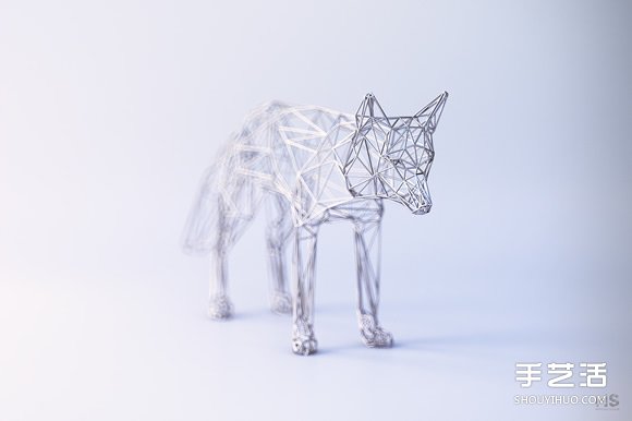 “金包銀”鐵絲雕塑 纏繞出動(dòng)物的優(yōu)雅靈魂 -  itrip.net.cn