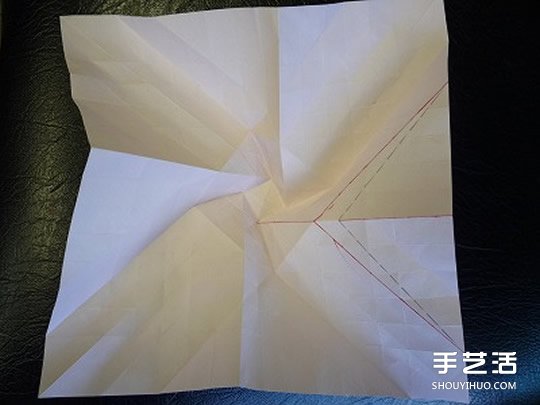 日本折紙大師的復(fù)雜玫瑰花折紙教程步驟圖解 -  itrip.net.cn