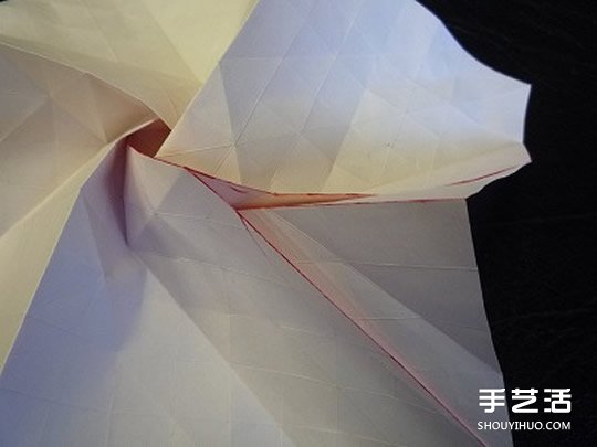 日本折紙大師的復(fù)雜玫瑰花折紙教程步驟圖解 -  itrip.net.cn