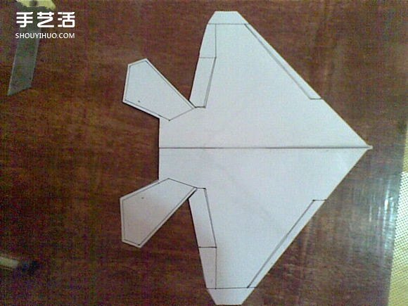 F-22戰(zhàn)斗機折紙圖解 手工制作F22戰(zhàn)機模型教程 -  itrip.net.cn