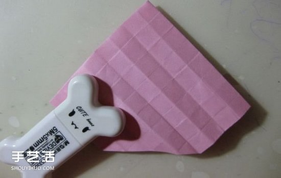 冰淇淋玫瑰的折法圖解 手工折冰淇淋玫瑰步驟 -  itrip.net.cn