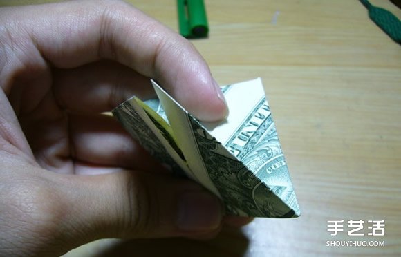 一元美金紙幣折愛心圖解 美金愛心的折紙方法 -  itrip.net.cn