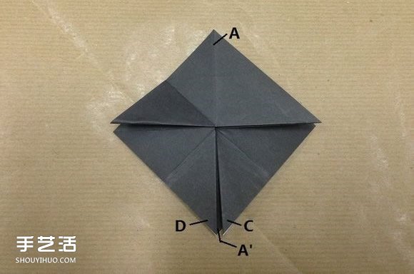 小動物折紙步驟圖 用紙折小動物的方法圖解 -  itrip.net.cn