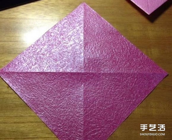 領(lǐng)帶愛心的折法圖解 漂亮領(lǐng)帶心的折紙教程 -  itrip.net.cn