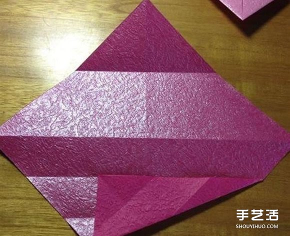 領(lǐng)帶愛心的折法圖解 漂亮領(lǐng)帶心的折紙教程 -  itrip.net.cn