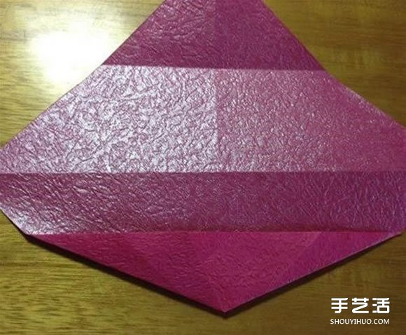 領(lǐng)帶愛心的折法圖解 漂亮領(lǐng)帶心的折紙教程 -  itrip.net.cn