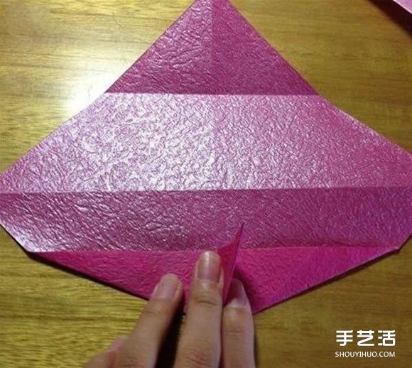 領(lǐng)帶愛心的折法圖解 漂亮領(lǐng)帶心的折紙教程 -  itrip.net.cn