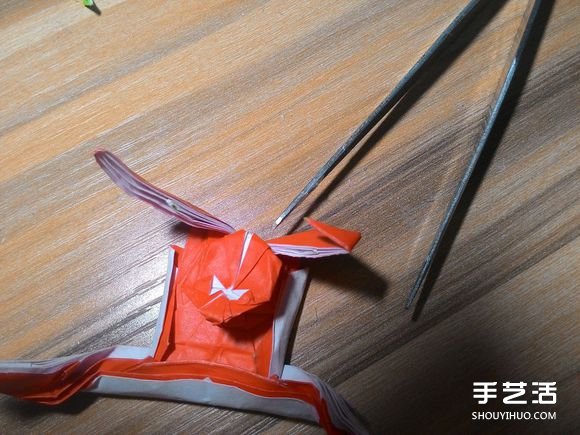 怎么折蜘蛛俠圖解教程 復(fù)雜蜘蛛俠的折法步驟 -  itrip.net.cn