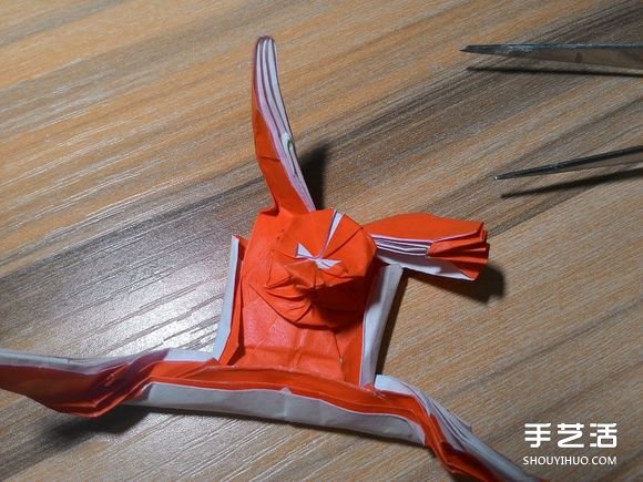 怎么折蜘蛛俠圖解教程 復(fù)雜蜘蛛俠的折法步驟 -  itrip.net.cn