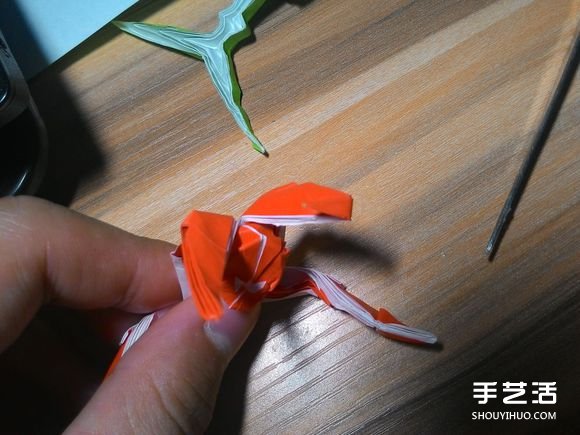 怎么折蜘蛛俠圖解教程 復(fù)雜蜘蛛俠的折法步驟 -  itrip.net.cn