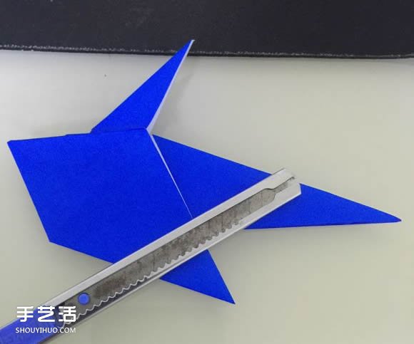 噴水鯨魚的折法圖解 折紙立體鯨魚的過程步驟 -  itrip.net.cn