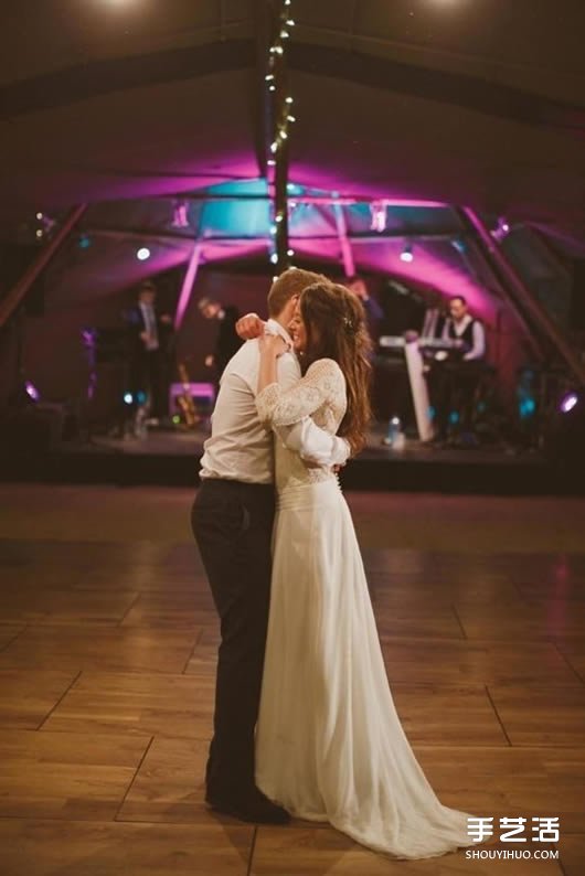 親手打造難忘婚禮！英國新人的波希米亞風(fēng)婚禮 -  itrip.net.cn
