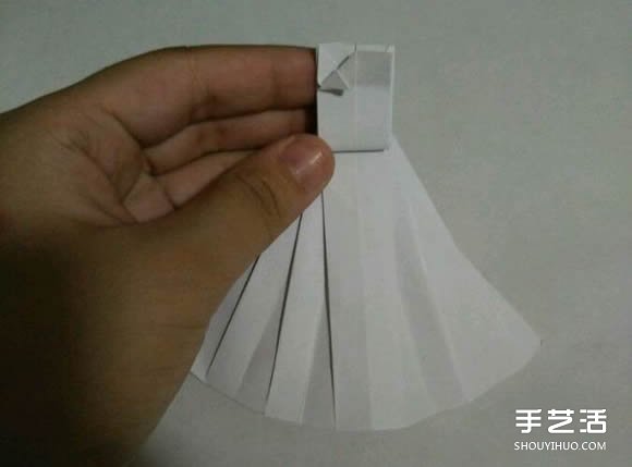 折紙婚紗裙的折法圖解 婚紗的折紙方法步驟 -  itrip.net.cn