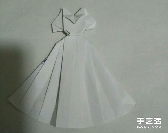折紙婚紗裙的折法圖解 婚紗的折紙方法步驟 -  itrip.net.cn