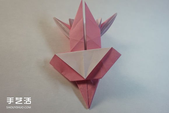 折紙女孩的步驟圖解 復(fù)雜女生的折法教程 -  itrip.net.cn
