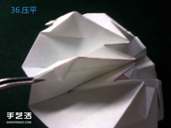 三種八瓣花折紙方法圖解 八瓣花的折法步驟圖 -  itrip.net.cn