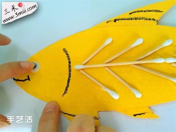 簡單小魚粘貼畫做法 幼兒卡紙小魚手工制作 -  itrip.net.cn