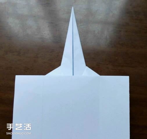 怎么用紙折戰(zhàn)斗機圖解 A4紙折戰(zhàn)斗機的折法 -  itrip.net.cn
