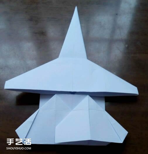 怎么用紙折戰(zhàn)斗機圖解 A4紙折戰(zhàn)斗機的折法 -  itrip.net.cn