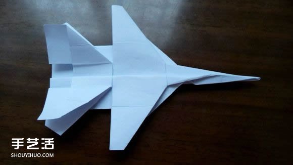 怎么用紙折戰(zhàn)斗機圖解 A4紙折戰(zhàn)斗機的折法 -  itrip.net.cn