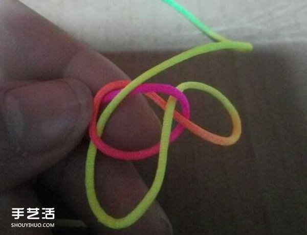 簡單冰花結(jié)的編織方法 手工編冰花結(jié)的步驟圖解 -  itrip.net.cn