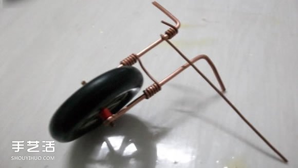 易拉罐制作摩托車步驟 摩托車模型制作技法 -  itrip.net.cn