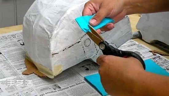 幼兒露營(yíng)車手工制作 簡(jiǎn)單瓦楞紙露營(yíng)車的做法 -  itrip.net.cn