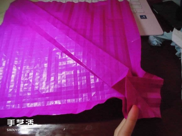 蝶戀花愛心折紙圖解 創(chuàng)意愛心的折法步驟圖 -  itrip.net.cn
