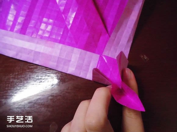 蝶戀花愛心折紙圖解 創(chuàng)意愛心的折法步驟圖 -  itrip.net.cn